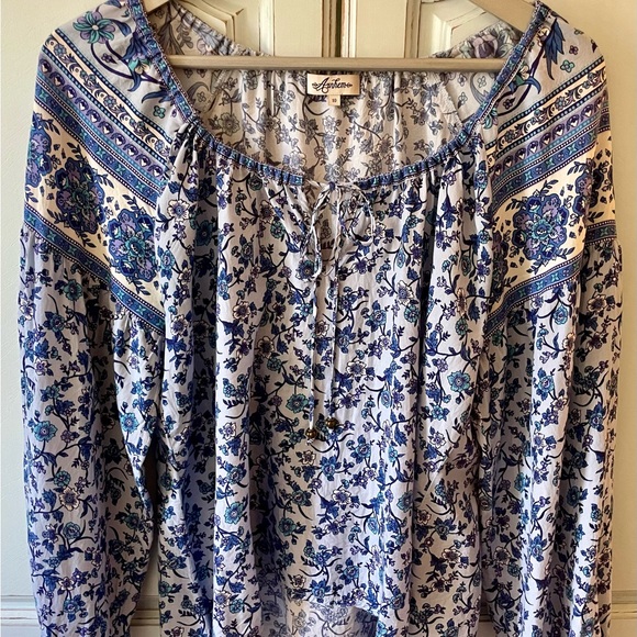 Arnhem Camilla Blouse in Bluebird - Picture 10 of 14